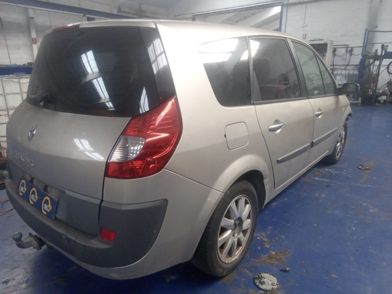 renault scenic ii del año 2008