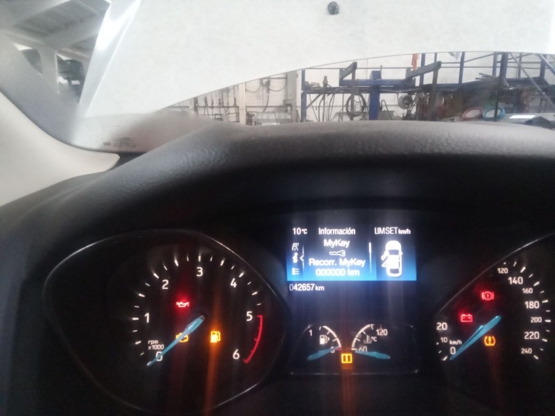 ford focus lim. del año 2014