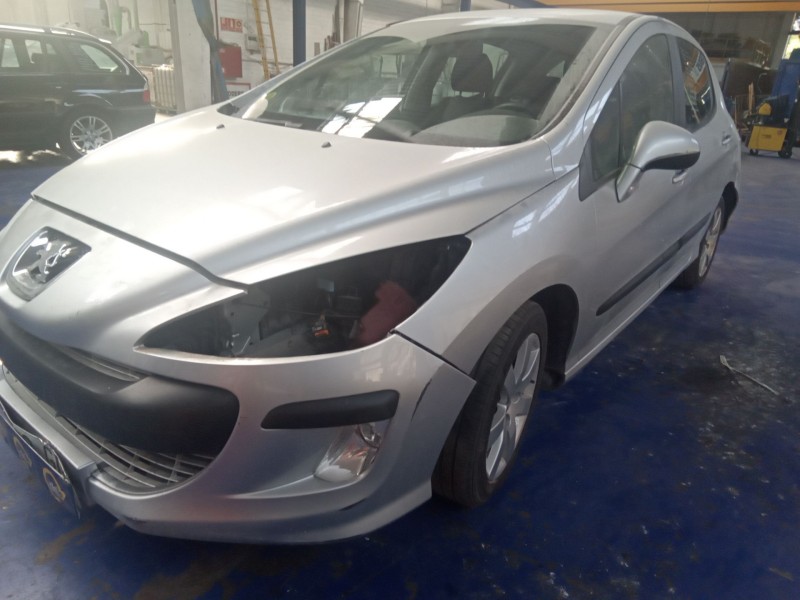 peugeot 308 del año 2008