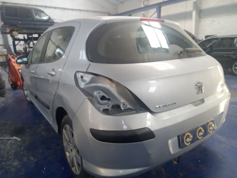 peugeot 308 del año 2008