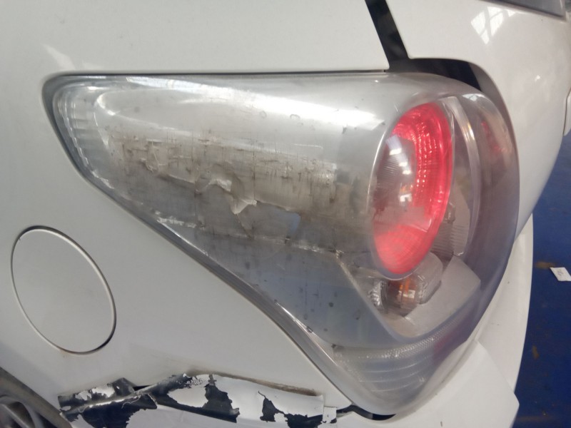 toyota corolla verso (r1) 2.0 d-4d luna | 02.04 - 12.05 del año 2010