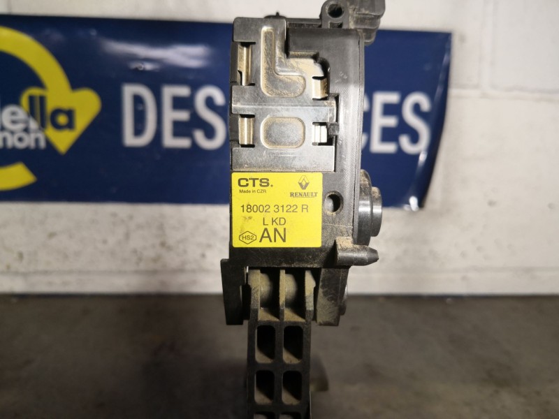 Recambio de pedal acelerador para dacia dokker ambiance referencia OEM IAM 180023122R  