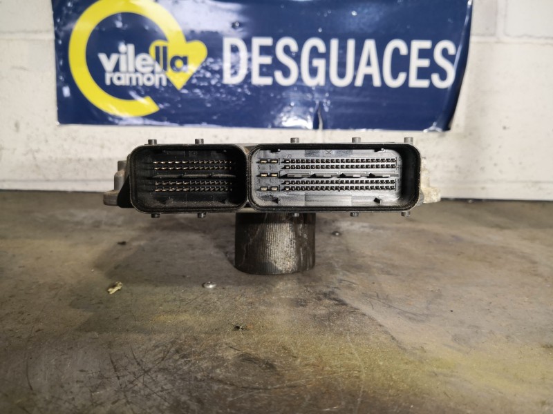 Recambio de centralita motor uce para audi a3 (8p) 2.0 tdi ambiente referencia OEM IAM 0281011905  