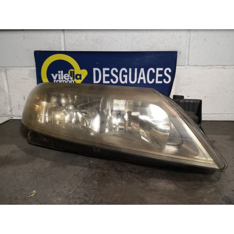 Recambio de faro derecho para renault laguna ii grandtour (kg0) 1.9 dci diesel referencia OEM IAM 8200163324 89006907 