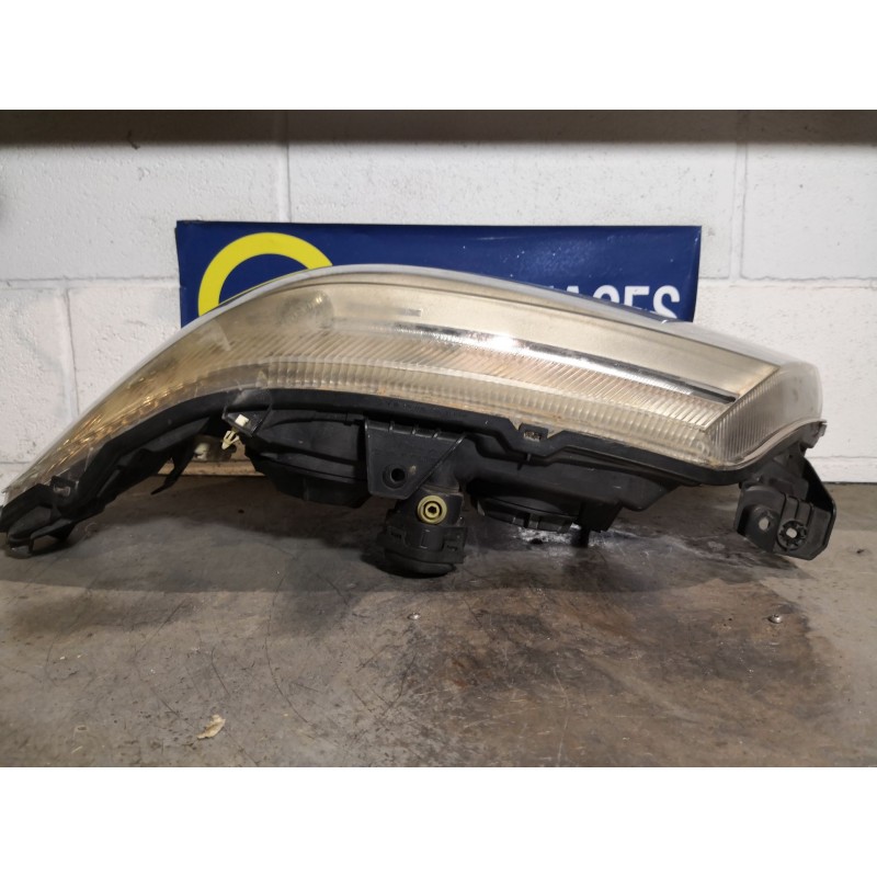 Recambio de faro izquierdo para renault laguna ii grandtour (kg0) 1.9 dci diesel referencia OEM IAM 8200163323 89007577 