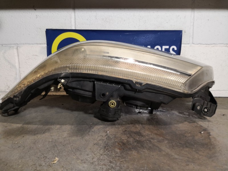 Recambio de faro izquierdo para renault laguna ii grandtour (kg0) 1.9 dci diesel referencia OEM IAM 8200163323 89007577 