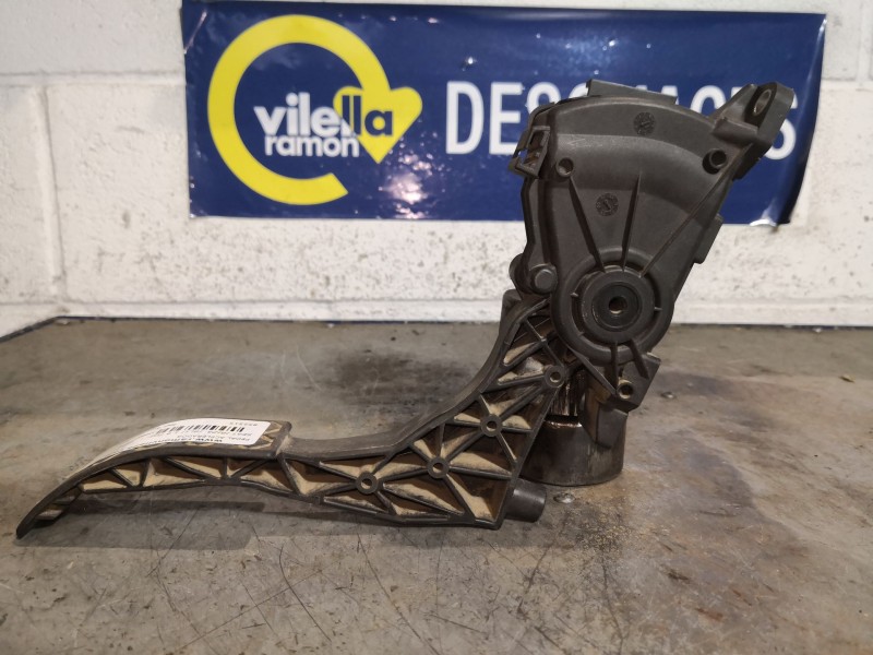 Recambio de pedal acelerador para seat ibiza (6l1) 1.9 tdi | 0.02 - ... ibiza (6l1) 1.9 tdi | 0.02 - ... referencia OEM IAM 6Q17