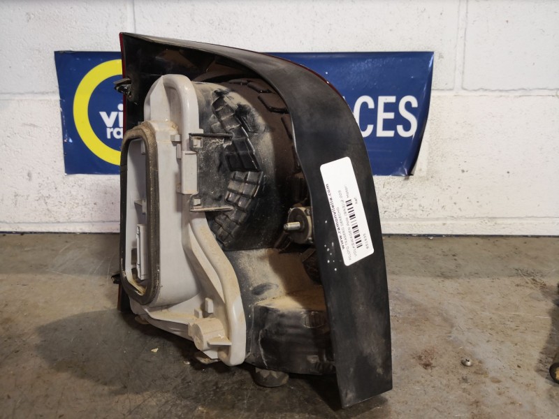 Recambio de piloto trasero derecho para volkswagen polo (9n3) 1.4 tdi referencia OEM IAM 6Q6945096AB  