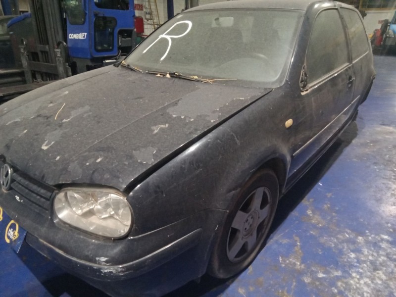 volkswagen golf iv berlina (1j1) del año 1999