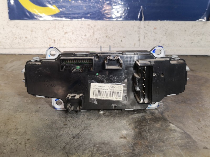 Recambio de mando calefaccion aire acondicionado para ford transit courier  | 0.13 - ...  | 0.13 - ... referencia OEM IAM AV1T19