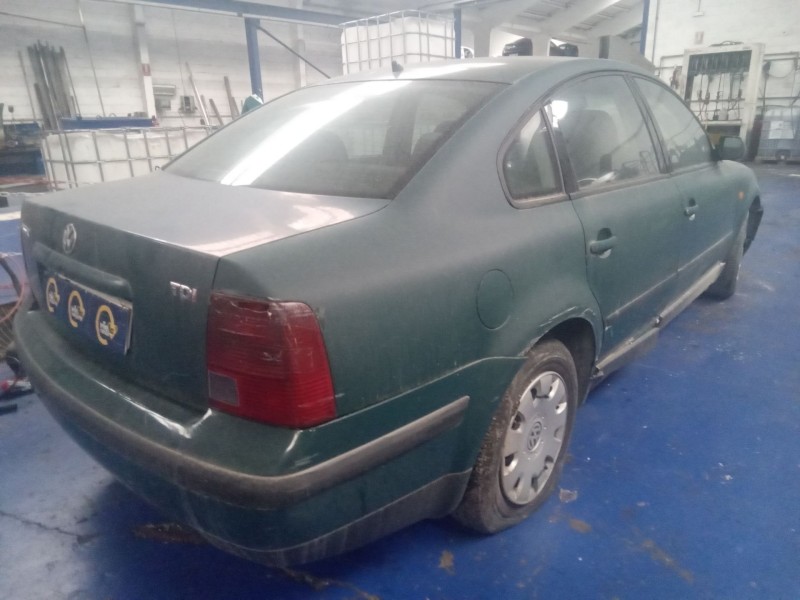 volkswagen passat berlina (3b2) del año 1996