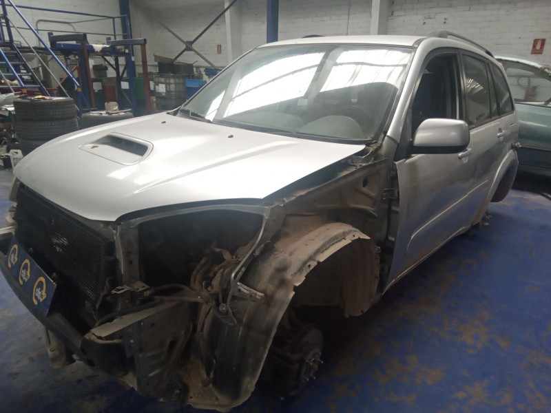 toyota rav 4 (a2) del año 2004