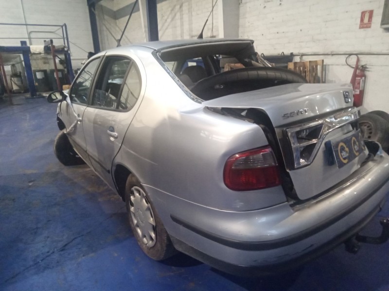 seat toledo (1l) del año 2004