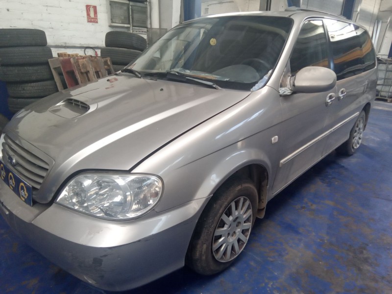 kia carnival del año 2003