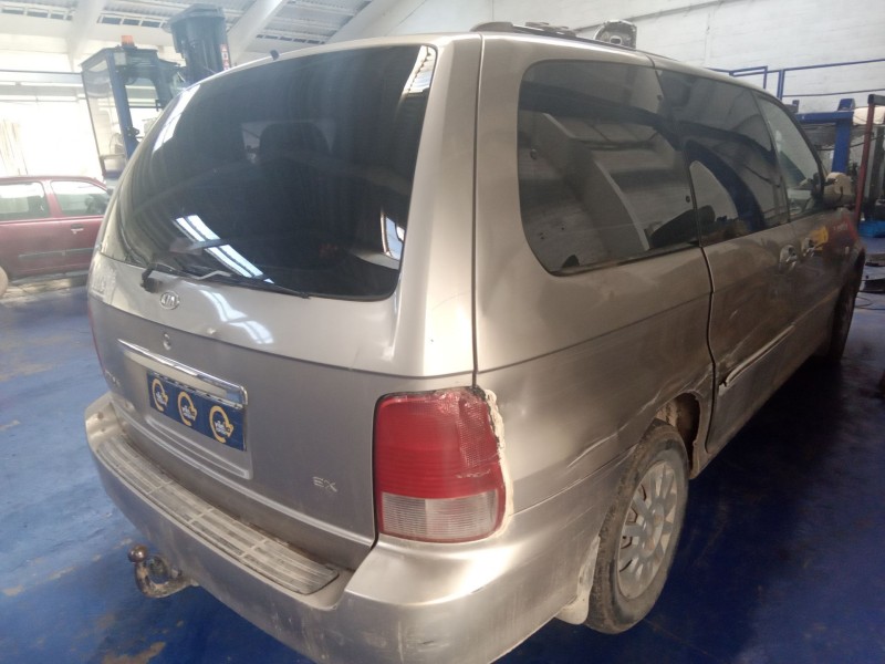 kia carnival del año 2003