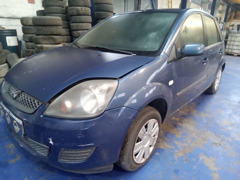 ford fiesta (cbk) del año 2001