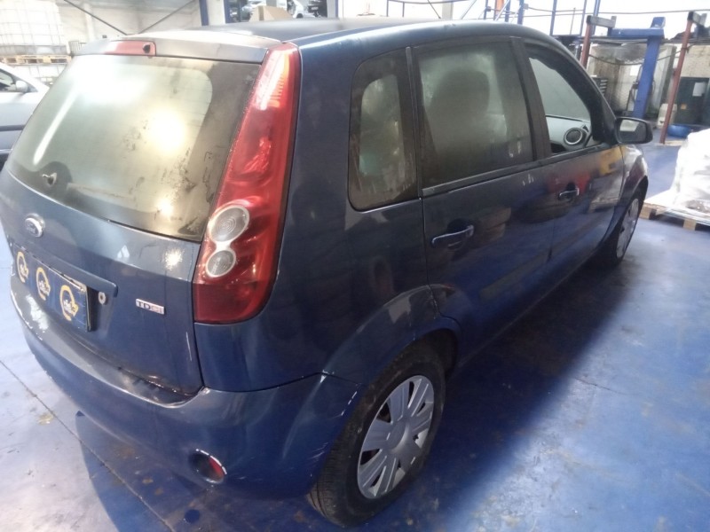 ford fiesta (cbk) del año 2001