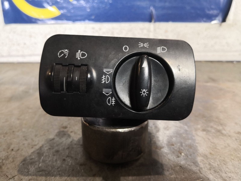 Recambio de mando luces para seat toledo (1l) 1.9 tdi referencia OEM IAM 1M1941531L  