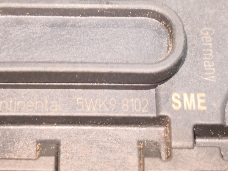 Recambio de caudalimetro para skoda rapid active referencia OEM IAM 5WK98102  