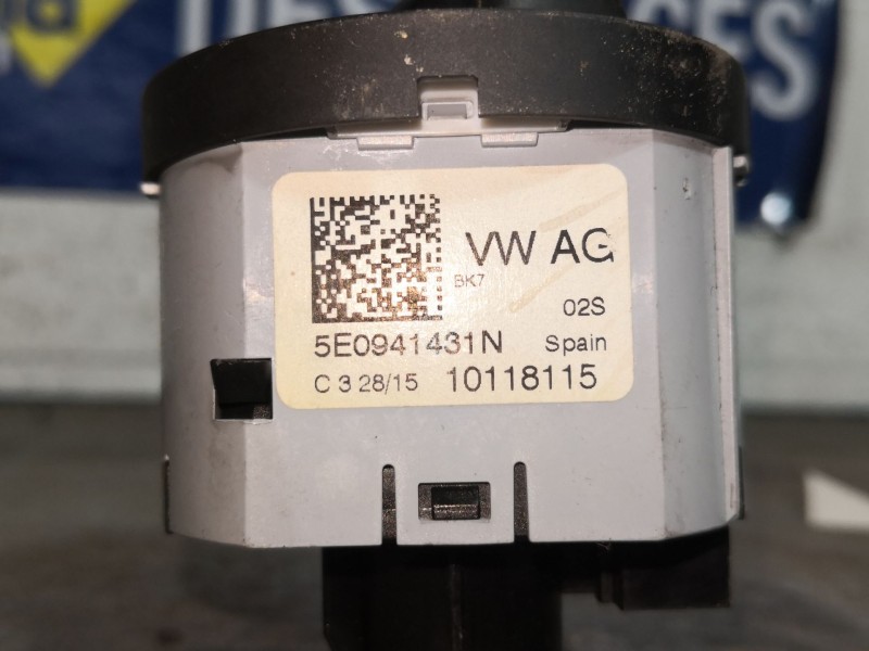 Recambio de mando luces para skoda rapid active referencia OEM IAM 5E0941431N  