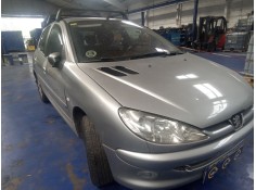 peugeot 206 berlina del año 2004