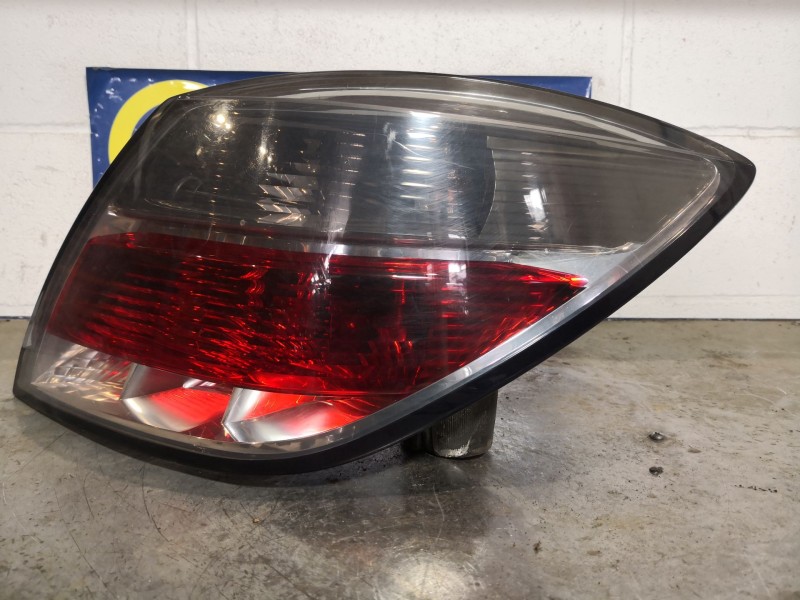 Recambio de piloto trasero derecho para opel astra gtc 1.6 16v referencia OEM IAM 342691834  