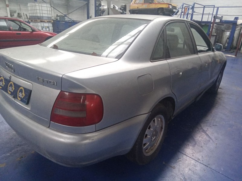 audi a4 1.9 tdi 110 del año 1998