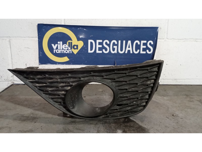 Recambio de rejilla paragolpes derecha para seat ibiza (6j5) sport referencia OEM IAM 6J0853666A  