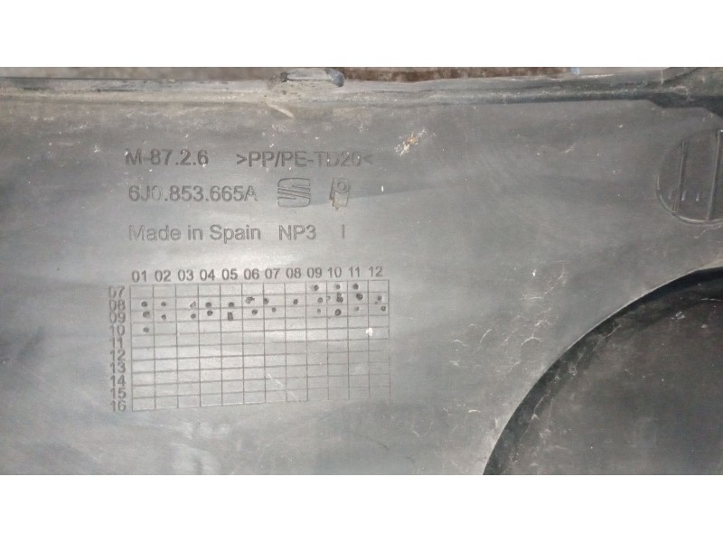 Recambio de rejilla paragolpes izquierda para seat ibiza (6j5) sport referencia OEM IAM 6J0853665A  