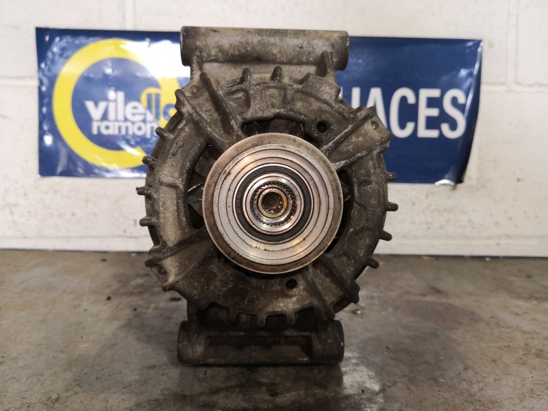 Recambio de alternador para peugeot boxer caja cerrada (bat. 3450) hdi (335) referencia OEM IAM 0125711402  
