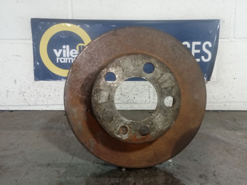 Recambio de disco freno trasero para volkswagen golf iv berlina (1j1) 1.9 tdi referencia OEM IAM   