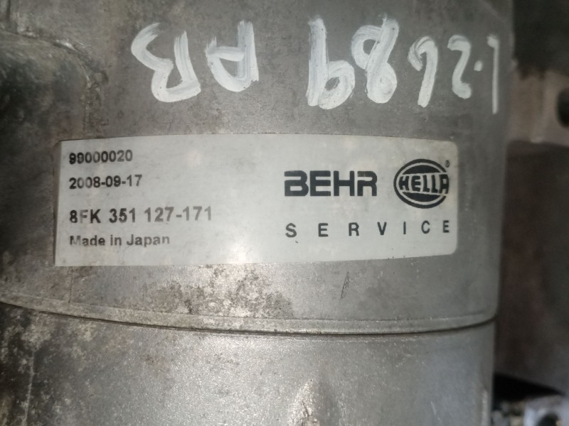 Recambio de compresor aire acondicionado para audi a4 1.8 referencia OEM IAM 8FK351127171  