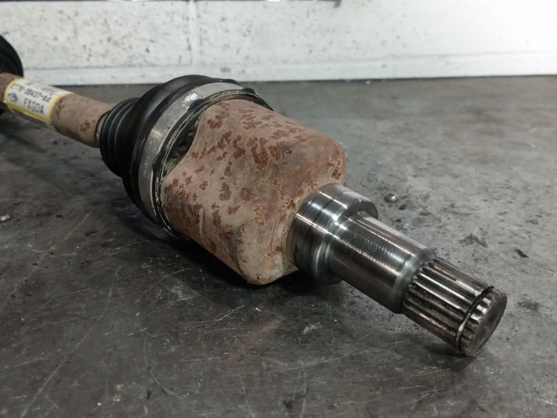 Recambio de transmision delantera izquierda para ford transit courier  | 0.13 - ...  | 0.13 - ... referencia OEM IAM ET763B437AA