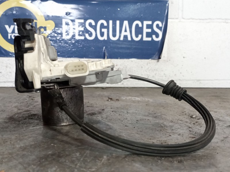 Recambio de cerradura puerta delantera derecha para volkswagen passat berlina (3c2) 2.0 tdi referencia OEM IAM 3C1837016A  