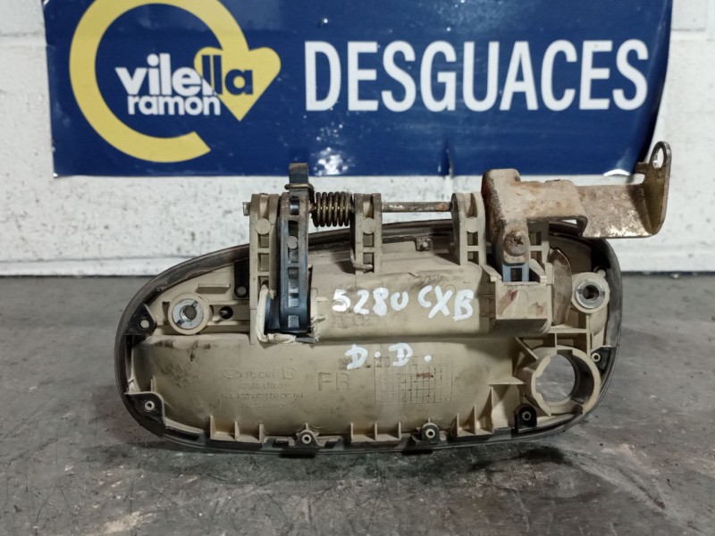 Recambio de maneta exterior delantera derecha para hyundai matrix (fc)  | 0.01 - ...  | 0.01 - ... referencia OEM IAM   