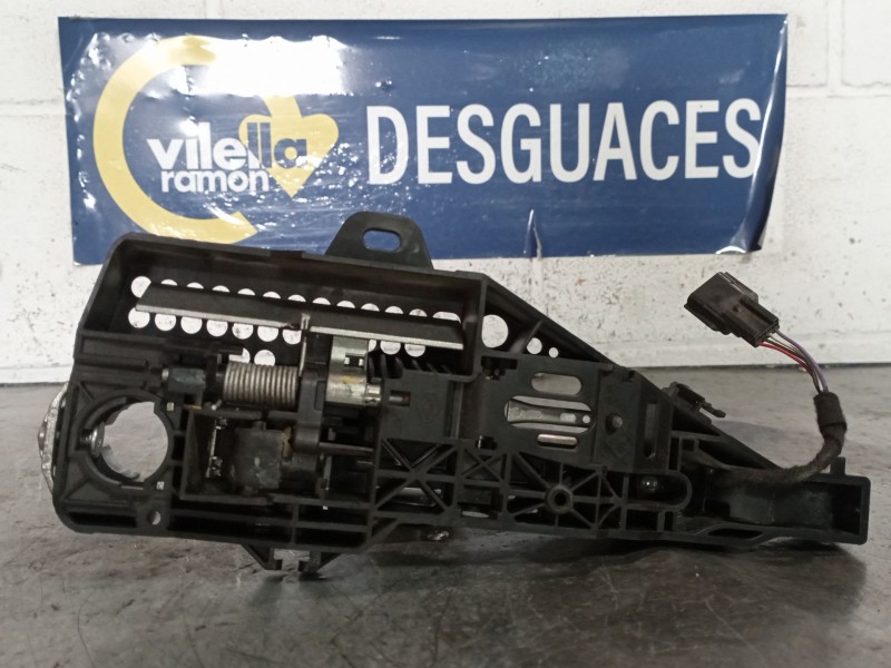 Recambio de maneta exterior delantera derecha para renault captur adventure referencia OEM IAM   
