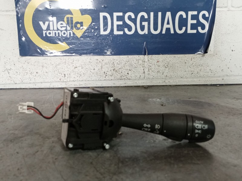 Recambio de mando luces para renault captur adventure referencia OEM IAM   
