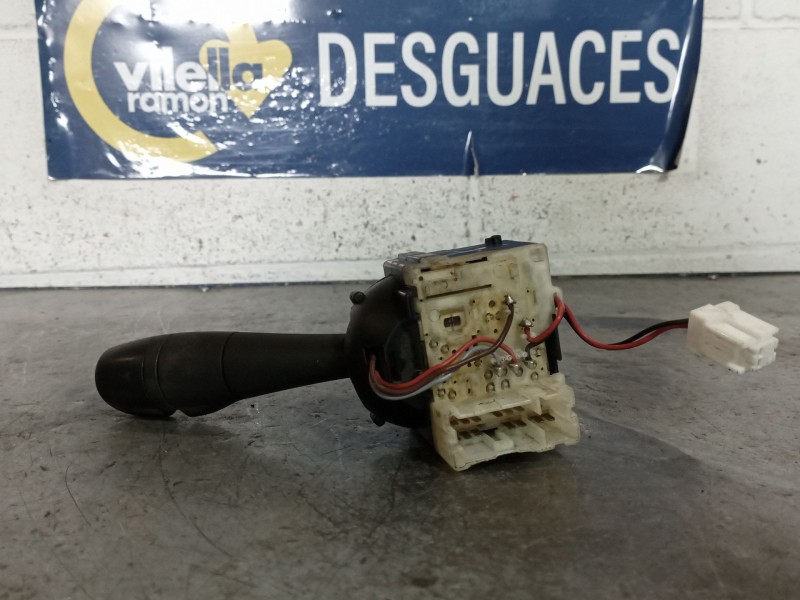 Recambio de mando luces para renault captur adventure referencia OEM IAM   