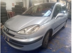 peugeot 807 del año 2003