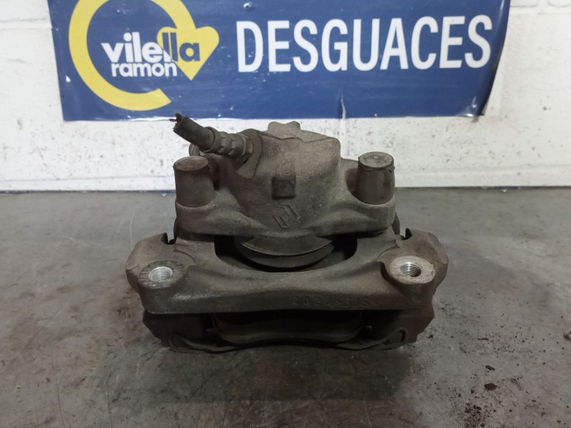Recambio de pinza freno delantera izquierda para renault captur adventure referencia OEM IAM   