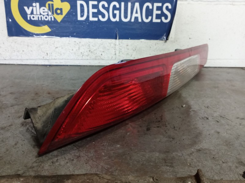 Recambio de piloto trasero izquierdo para ford focus berlina (cap) 1.8 tdci turbodiesel cat referencia OEM IAM   