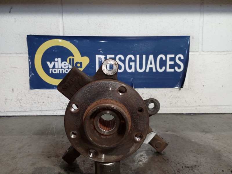 Recambio de mangueta delantera izquierda para nissan micra (k12e) 25 aniversario referencia OEM IAM   