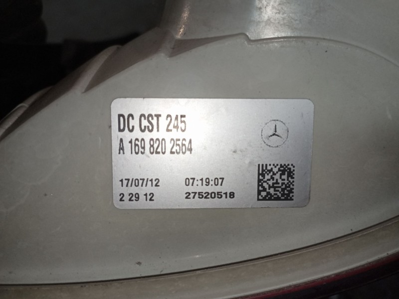 Recambio de piloto trasero izquierdo para mercedes clase b (w245) 180 cdi (245.207) referencia OEM IAM A1698202564  