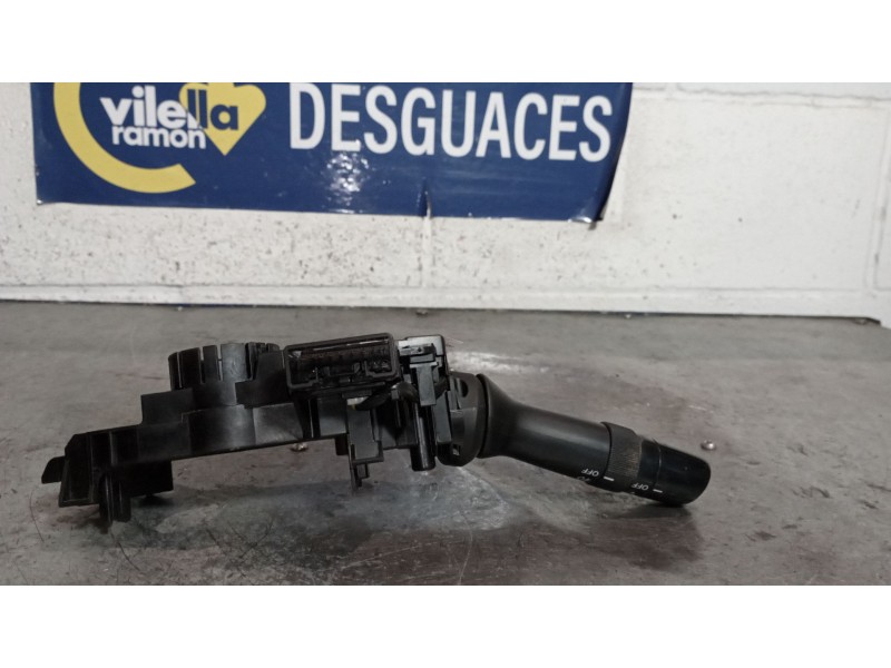 Recambio de mando luces para toyota auris 1.6 16v cat | 0.06 - ... 1.6 16v cat | 0.06 - ... referencia OEM IAM 0229017F245  