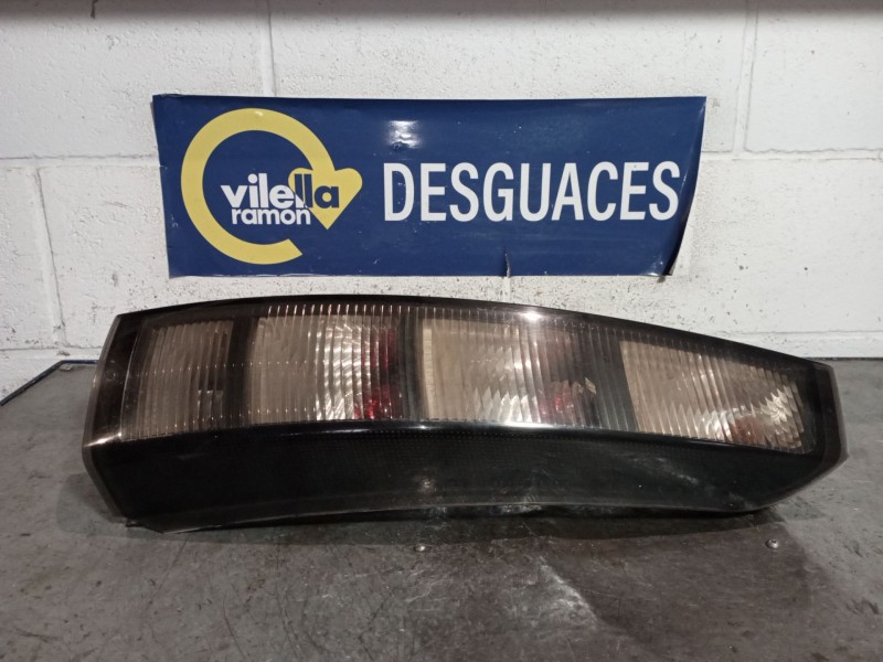 Recambio de piloto trasero derecho para opel meriva 1.7 16v cdti referencia OEM IAM   