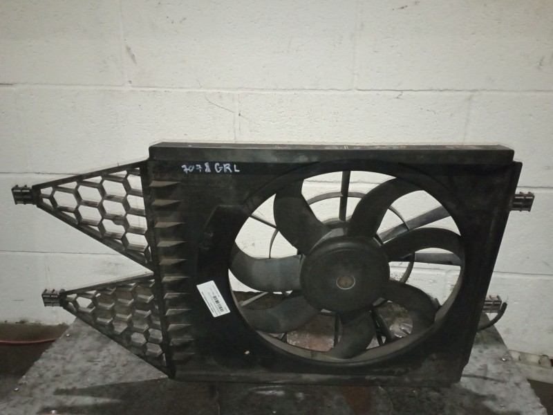Recambio de electroventilador para volkswagen polo (6r1) advance referencia OEM IAM 6R0121207A  