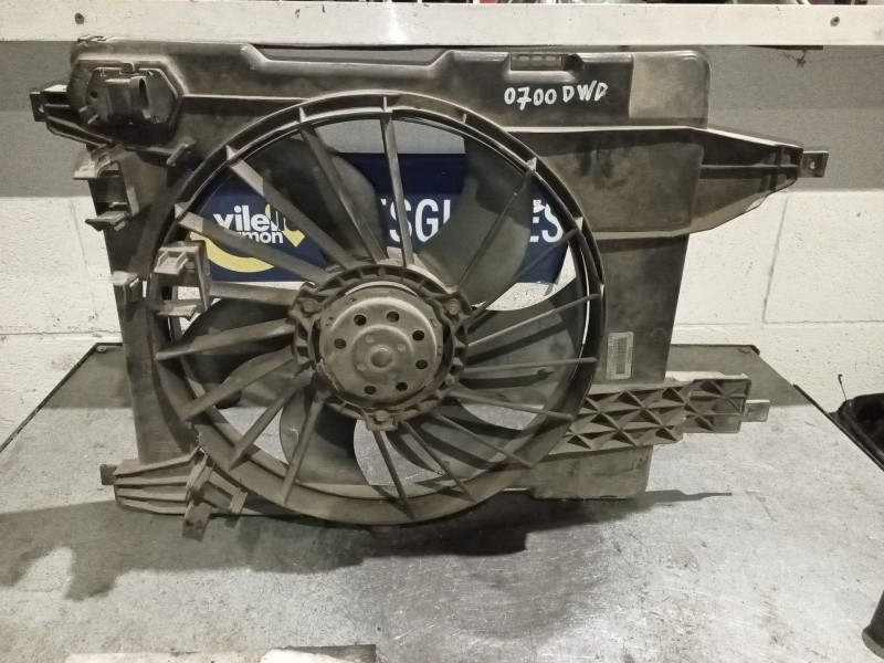 Recambio de electroventilador para renault scenic ii 1.9 dci diesel referencia OEM IAM 8200151465A  