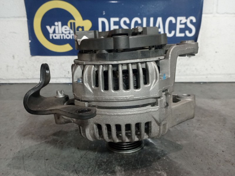 Recambio de alternador para opel astra g berlina 1.6 16v referencia OEM IAM 0124425009  