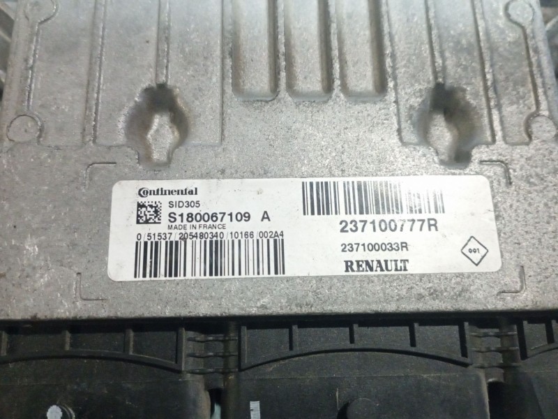 Recambio de centralita motor uce para renault megane iii berlina 5 p dynamique referencia OEM IAM S180067109A  