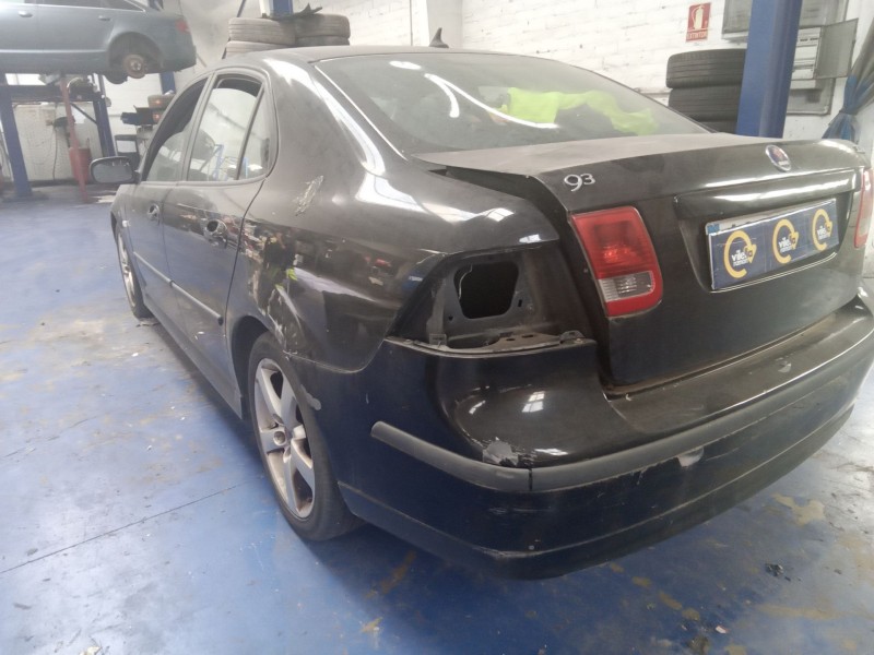 saab 9-3 berlina del año 2003
